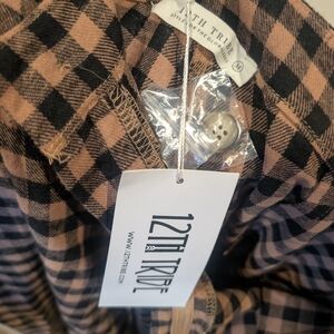 12th Tribe Black and Tan Checkered Capris